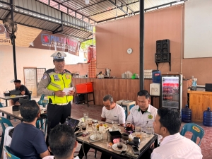 Sat Lantas Polres Langsa Edukasi Masyarakat Melalui Saweu Keude Kupi