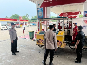 Polsek Langsa Barat Intensifkan Patroli Harkamtibmas, Pantau Aktivitas Warga
