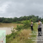Polsek Rantau Selamat Pantau Debit Krueng Bayeun, Antisipasi Potensi Banjir