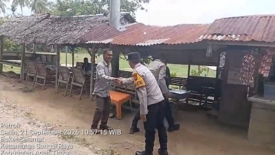 Polsek Sungai Raya Tingkatkan Patroli Harkamtibmas, Pantau Aktivitas Masyarakat