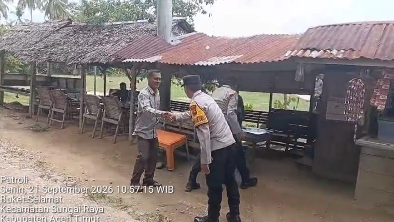 Polsek Sungai Raya Tingkatkan Patroli Harkamtibmas, Pantau Aktivitas Masyarakat