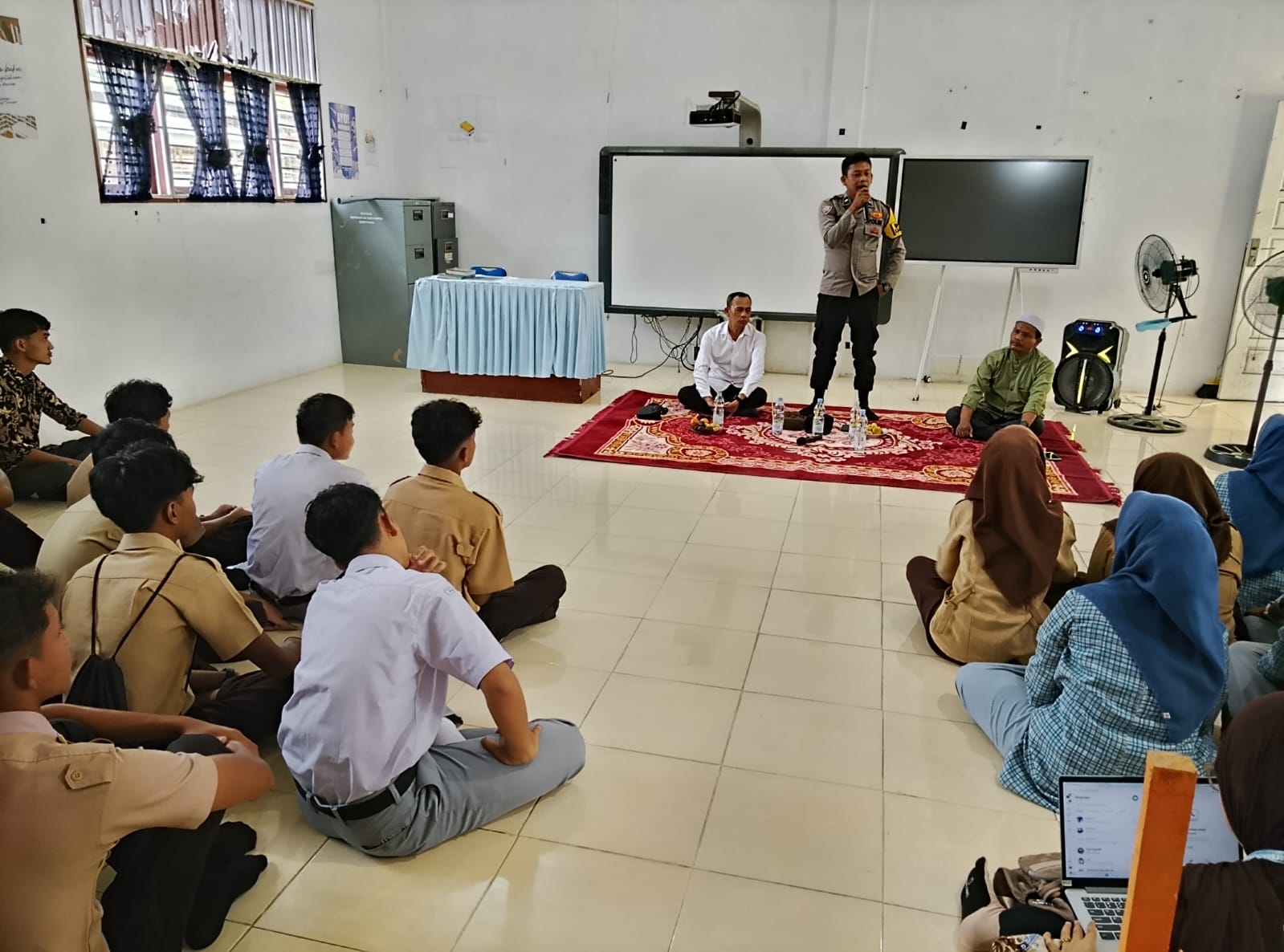 Polsek Langsa Hadir Di Sekolah, Perkuat Edukasi Kamtibmas Dan Pembinaan Pelajar