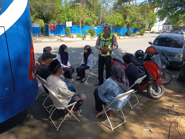Satlantas Polres Langsa Edukasi Pemohon SIM, Dorong Tertib Berlalu Lintas Demi Keselamatan