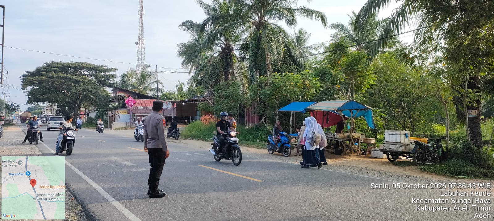 Polsek Sungai Raya Hadirkan Pelayanan Pagi Di Kawasan Sekolah Untuk Wujudkan Kamseltibcarlantas