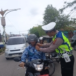 Satlantas Polres Langsa Gencarkan Edukasi Tertib Berlalu Lintas Di Jalur KTL