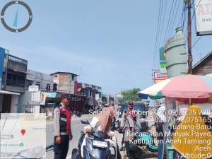 Polsek Manyak Payed Perkuat Patroli Wilayah Cegah Guantibmas Dan Pantau Aktivitas Warga