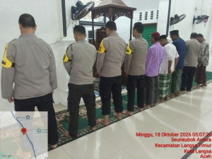 Polsek Langsa Timur Perkuat Harkamtibmas Melalui Sholat Subuh Berjamaah Dan Pengamanan Rumah Ibadah