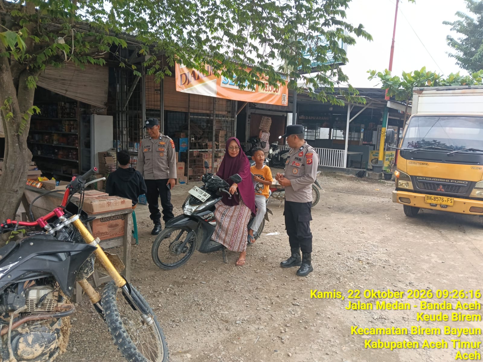 Polsek Birem Bayeun Tingkatkan Patroli Kamtibmas, Antisipasi Pencurian TBS Kelapa Sawit