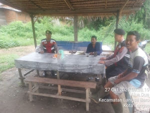 Polsek Langsa Barat Sambangi Gampong, Perkuat Patroli Preventif Jaga Kamtibmas